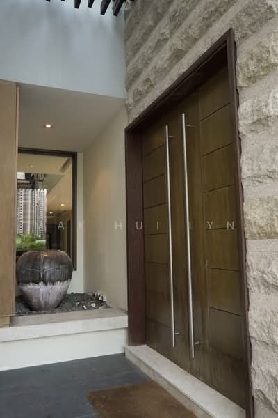NS Facing! 2 Storey Resort Style Semi Detached with Private Pool in D16, Jalan Remis / Jalan Kupang / Sennett Lane, 4 Bedrooms, 3,800 sqft, Semi-Detached House For Sale, by Mak Hui Lyn, 500220521 - Exterior - PropertyGuru.com.sg