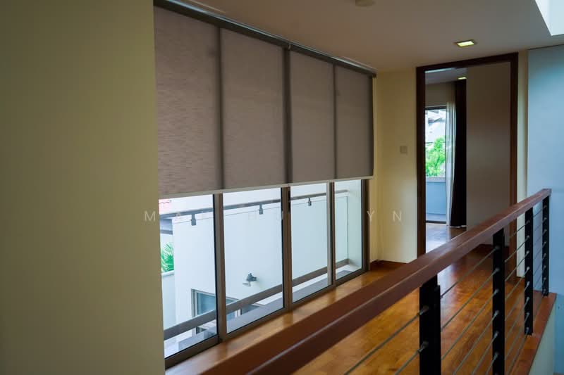 NS Facing! 2 Storey Resort Style Semi Detached with Private Pool in D16, Jalan Remis / Jalan Kupang / Sennett Lane, 4 Bedrooms, 3,800 sqft, Semi-Detached House For Sale, by Mak Hui Lyn, 500220521 - Corridor - PropertyGuru.com.sg