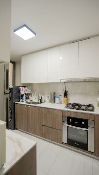 Sol Acres, 24 Choa Chu Kang Grove, 3 Bedrooms, 926 sqft, Executive Condominium For Sale, by Choo Wei Kiong, 500220522 - Kitchen - PropertyGuru.com.sg