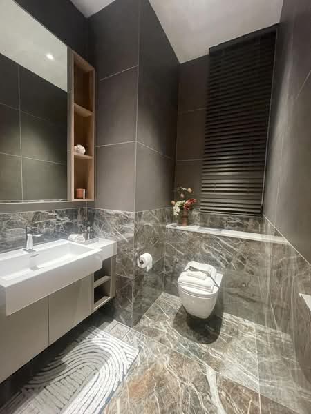 The Sen, De Souza Avenue, 4 Bedrooms, 1,453 sqft, Condominium For Sale, by Marvin Ng K H, 500220524 - Bathroom - PropertyGuru.com.sg