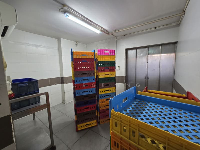 Jurong Food Hub, Jalan Tepong, 2,593 sqft, Factory / Workshop (B2) For Rent, by George Eng, 500220528 - Interior - CommercialGuru.com.sg