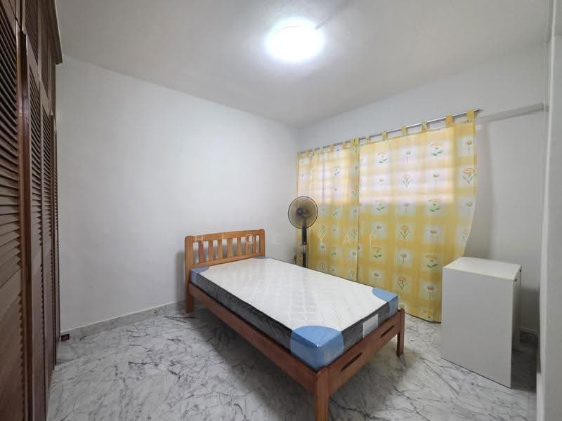 136 Potong Pasir Avenue 3, 136 Potong Pasir Avenue 3, Macpherson / Potong Pasir, Room Rental, 120 sqft, HDB Flat For Rent, by Chloe Yap, 500220534 - PropertyGuru.com.sg