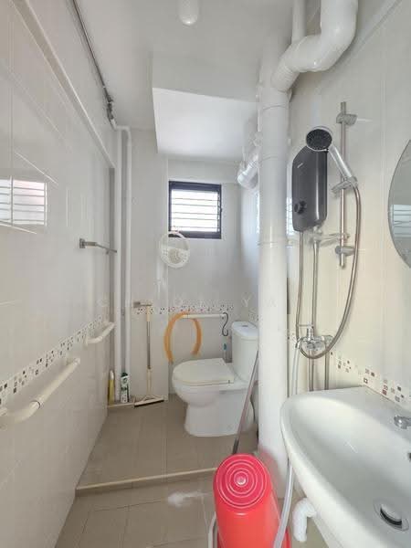 136 Potong Pasir Avenue 3, 136 Potong Pasir Avenue 3, Macpherson / Potong Pasir, Room Rental, 120 sqft, HDB Flat For Rent, by Chloe Yap, 500220534 - PropertyGuru.com.sg