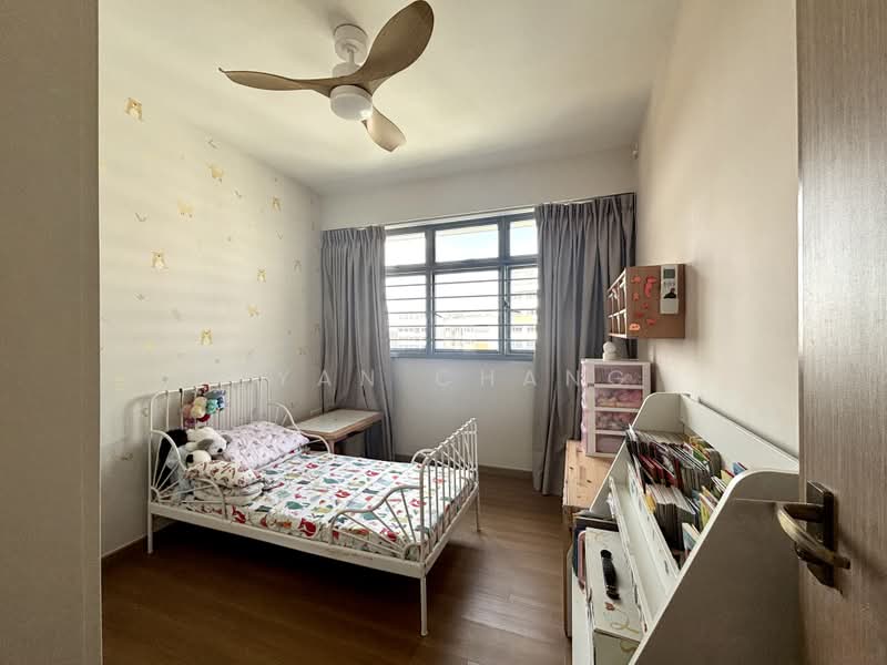 624A Tampines Avenue 12, , 3 Bedrooms, 1,001 sqft, HDB Flat For Sale, by Dyan Chang, 500220538 - Bedroom - PropertyGuru.com.sg