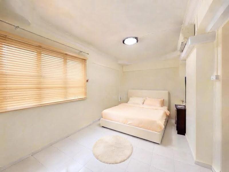 366 Woodlands Avenue 5, 366 Woodlands Avenue 5, Admiralty / Woodlands, 4 Bedrooms, 1,313 sqft, HDB Flat For Sale, by Adeline Oh, 500220542 - Master Bedroom - PropertyGuru.com.sg