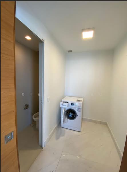 Altez, 16 Enggor Street, 3 Bedrooms, 1,507 sqft, Condominium For Sale, by Shaine Guan, 500220551 - Bathroom - PropertyGuru.com.sg