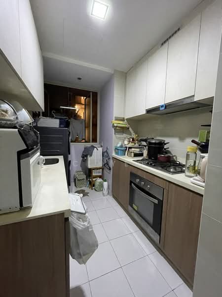 Watercolours, 35 Pasir Ris Link, 3 Bedrooms, 1,098 sqft, Executive Condominium For Sale, by CL Yeo, 500220561 - Kitchen - PropertyGuru.com.sg