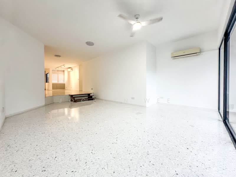 Garden Apartment, 25 Orange Grove Road, 3 Bedrooms, 2,476 sqft, Apartment For Rent, by Jocelyn Wee, 500220562 - Living Room - PropertyGuru.com.sg