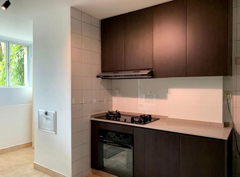 Duchess Crest, 84 Duchess Avenue, 3 Bedrooms, 1,496 sqft, Condominium For Sale, by Elaine Ho, 500220565 - Kitchen - PropertyGuru.com.sg