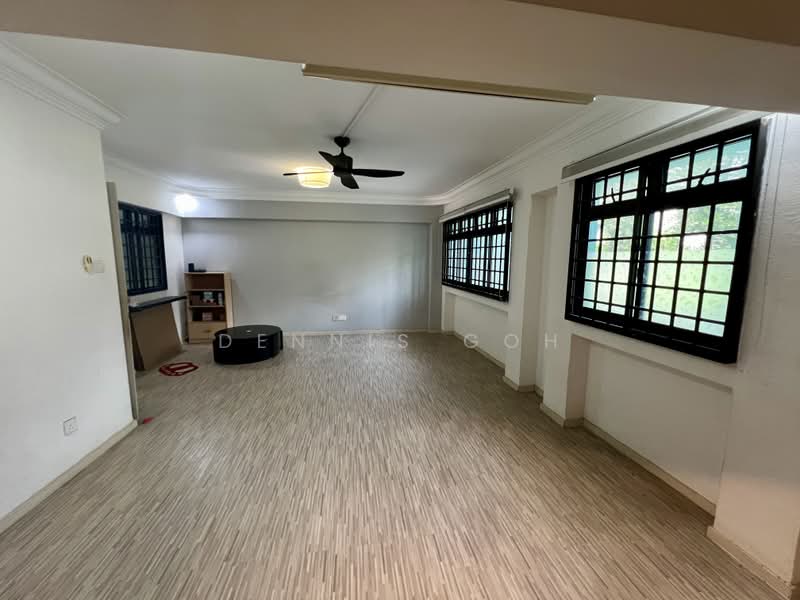 688 Jurong West Central 1, 688 Jurong West Central 1, 3 Bedrooms, 1,065 sqft, HDB Flat For Sale, by Dennis Goh, 500220569 - Living Room - PropertyGuru.com.sg