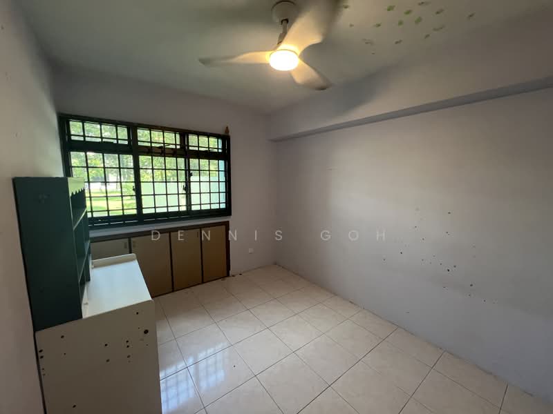 688 Jurong West Central 1, 688 Jurong West Central 1, 3 Bedrooms, 1,065 sqft, HDB Flat For Sale, by Dennis Goh, 500220569 - Bedroom 2 - PropertyGuru.com.sg