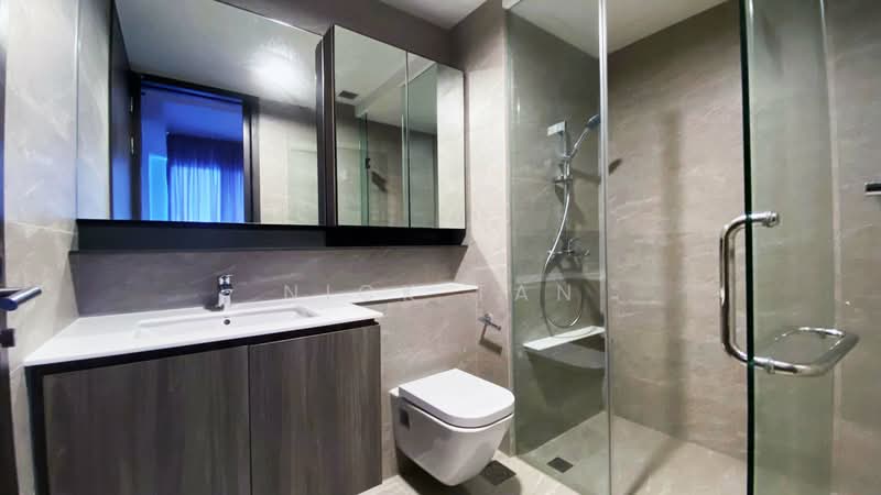 The Clement Canopy, 18 Clementi Avenue 1, 2 Bedrooms, 710 sqft, Condominium For Sale, by Nick Tan, 500220582 - Bathroom - PropertyGuru.com.sg