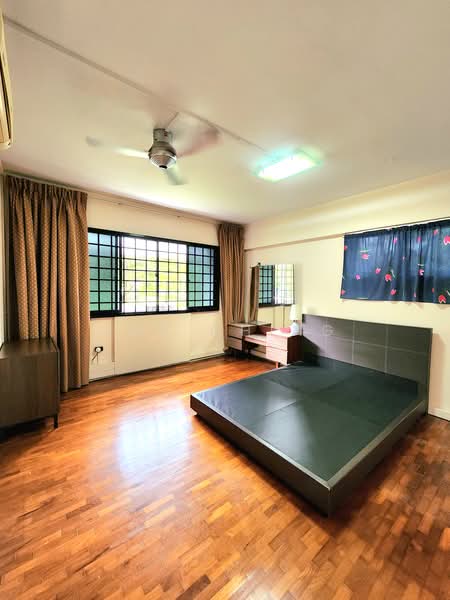 492D Tampines Street 45, 492D Tampines Street 45, 4 Bedrooms, 1,335 sqft, HDB Flat For Sale, by Joy Ching, 500220591 - Master Bedroom - PropertyGuru.com.sg