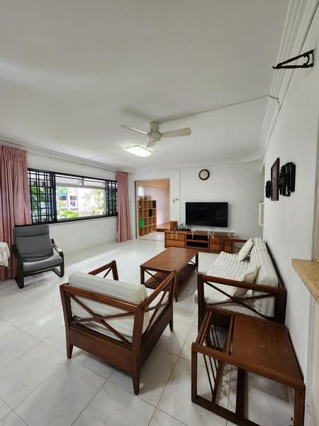 492D Tampines Street 45, 492D Tampines Street 45, 4 Bedrooms, 1,335 sqft, HDB Flat For Sale, by Joy Ching, 500220591 - Living Room - PropertyGuru.com.sg