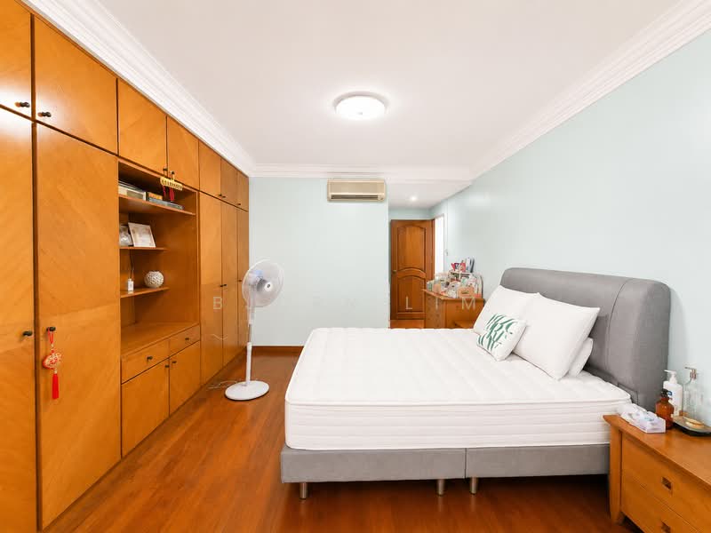 37 Cambridge Road, 37 Cambridge Road, 3 Bedrooms, 1,292 sqft, HDB Flat For Sale, by Bjorn Lim, 500220607 - Master Bedroom - PropertyGuru.com.sg