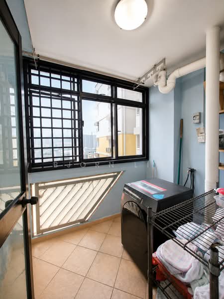 37 Cambridge Road, 37 Cambridge Road, 3 Bedrooms, 1,292 sqft, HDB Flat For Sale, by Bjorn Lim, 500220607 - Balcony - PropertyGuru.com.sg