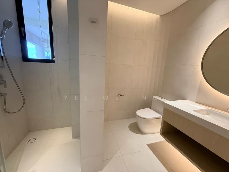 The Colonnade, 82 Grange Road, 4 Bedrooms, 3,993 sqft, Condominium For Rent, by Yee Wei Ng, 500220622 - Bathroom - PropertyGuru.com.sg