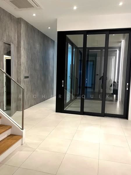 Charlton Park, Jalan Lepas, 4 Bedrooms, 3,000 sqft, Terraced House For Rent, by Richard Quek, 500220627 - Dining area - PropertyGuru.com.sg