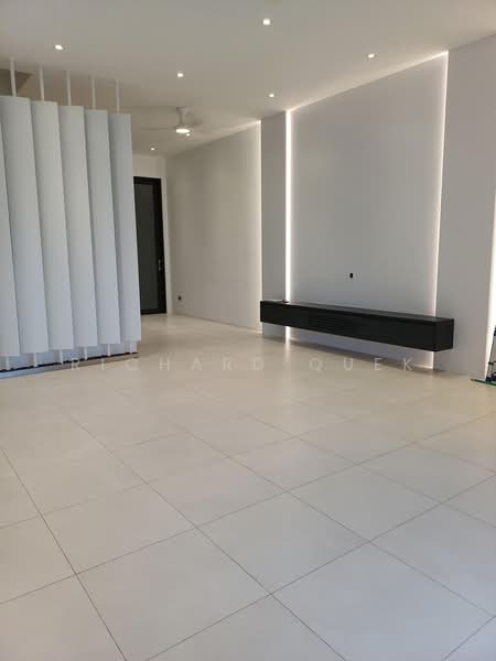 Charlton Park, Jalan Lepas, 4 Bedrooms, 3,000 sqft, Terraced House For Rent, by Richard Quek, 500220627 - Living Hall - PropertyGuru.com.sg