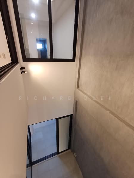 Charlton Park, Jalan Lepas, 4 Bedrooms, 3,000 sqft, Terraced House For Rent, by Richard Quek, 500220627 - Air well - PropertyGuru.com.sg