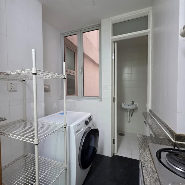Visioncrest, 35 Oxley Rise, 3 Bedrooms, 1,152 sqft, Condominium For Rent, by Brandon Koh, 500220633 - Interior - PropertyGuru.com.sg