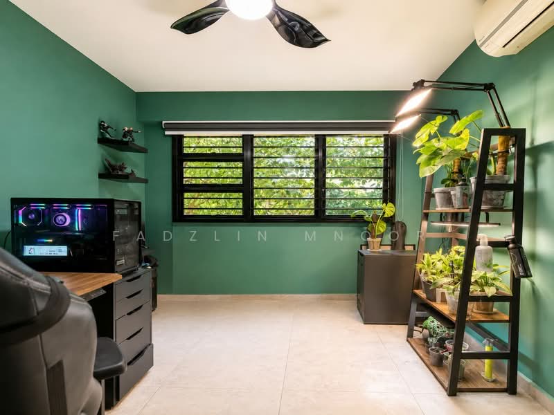 464A Bukit Batok West Avenue 8, 464A Bukit Batok West Avenue 8, 4 Bedrooms, 1,216 sqft, HDB Flat For Sale, by Fadzlin MNoor, 500220641 - Study - PropertyGuru.com.sg