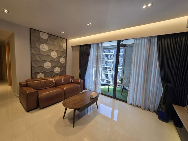La Fiesta, 66 Sengkang Square, 3 Bedrooms, 1,001 sqft, Condominium For Sale, by Dennis Lim, 500220643 - Living Room - PropertyGuru.com.sg