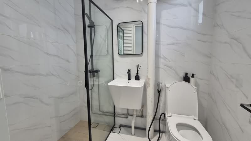 868 Tampines Street 83, 868 Tampines Street 83, 4 Bedrooms, 1,302 sqft, HDB Flat For Rent, by Johnson Ng, 500220648 - Bathroom - PropertyGuru.com.sg