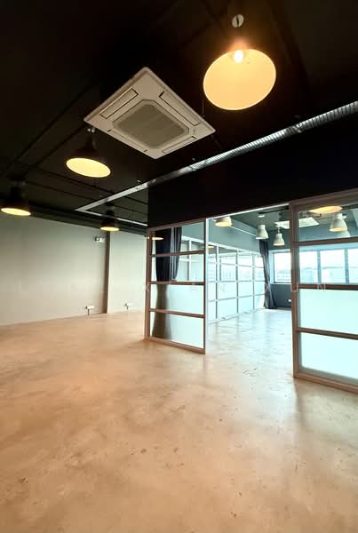 Zervex, 8 Ubi Road 2, 1,173 sqft, Light Industrial (B1) For Rent, by Loke Xian Xun, 500220653 - Interior - CommercialGuru.com.sg