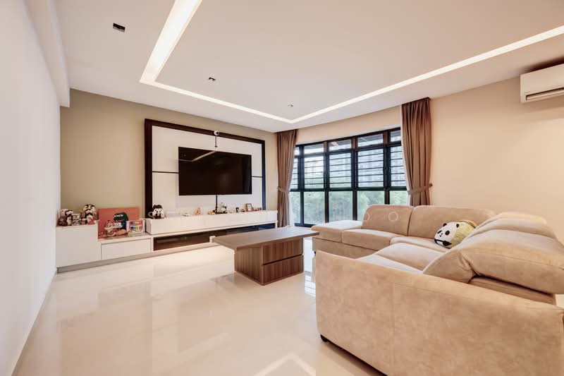 654 Senja Road, 654 Senja Road, 3 Bedrooms, 1,184 sqft, HDB Flat For Sale, by Shawn Khoo, 500220659 - Living Room - PropertyGuru.com.sg