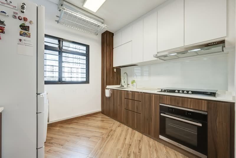 654 Senja Road, 654 Senja Road, 3 Bedrooms, 1,184 sqft, HDB Flat For Sale, by Shawn Khoo, 500220659 - Kitchen - PropertyGuru.com.sg