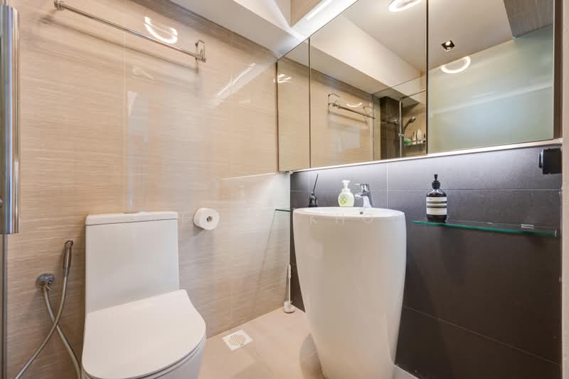 654 Senja Road, 654 Senja Road, 3 Bedrooms, 1,184 sqft, HDB Flat For Sale, by Shawn Khoo, 500220659 - Bathroom - PropertyGuru.com.sg