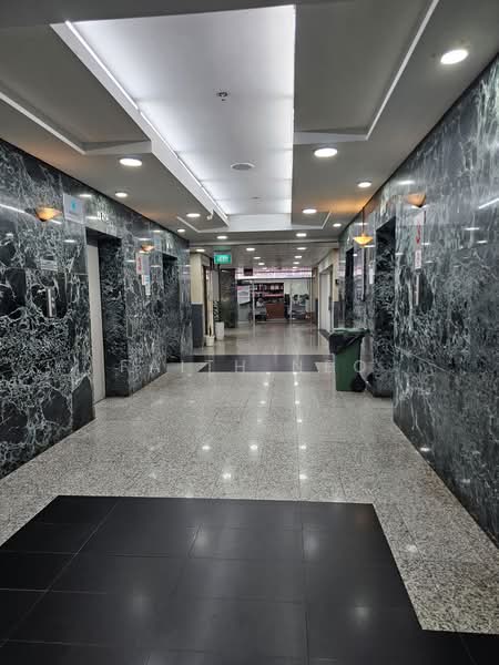Orchard Towers, 400 Orchard Road, Orchard / River Valley, 1,055 sqft, Other Retail For Sale, by Faith Neo, 500220661 - Corridor - CommercialGuru.com.sg