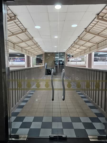 Orchard Towers, 400 Orchard Road, Orchard / River Valley, 1,055 sqft, Other Retail For Sale, by Faith Neo, 500220661 - Entrance - CommercialGuru.com.sg