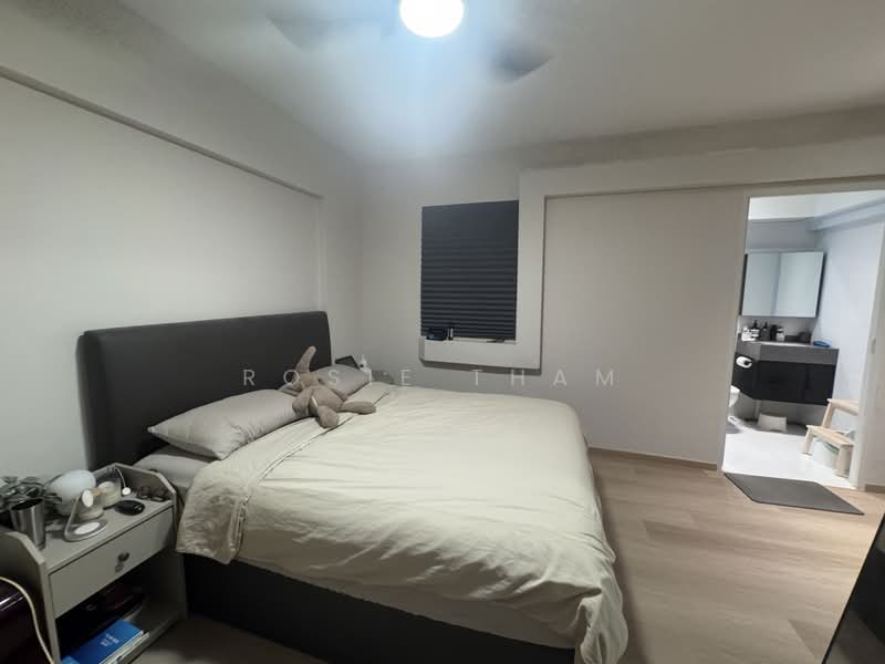 156 Rivervale Crescent, 156 Rivervale Crescent, 3 Bedrooms, 990 sqft, HDB Flat For Rent, by Rosie Tham, 500220671 - Bedroom - PropertyGuru.com.sg