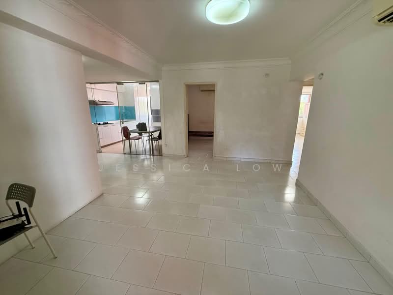 Blk 287 Bishan St 24, Bishan St 24, 4 Bedrooms, 1,109 sqft, HDB Flat For Sale, by Jessica Low, 500220677 - Living Room - PropertyGuru.com.sg