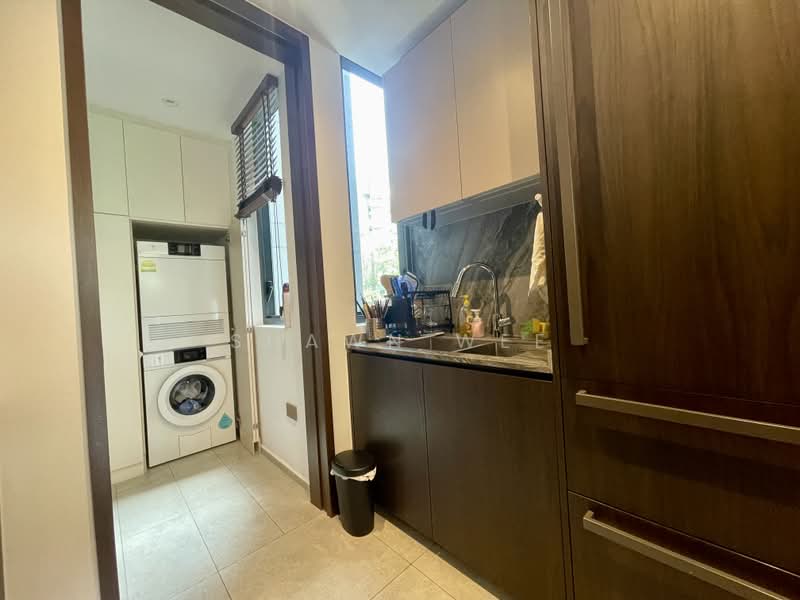 Leedon Green, 28 Leedon Heights, 4 Bedrooms, 1,496 sqft, Condominium For Sale, by Shawn Wee, 500220691 - Kitchen - PropertyGuru.com.sg