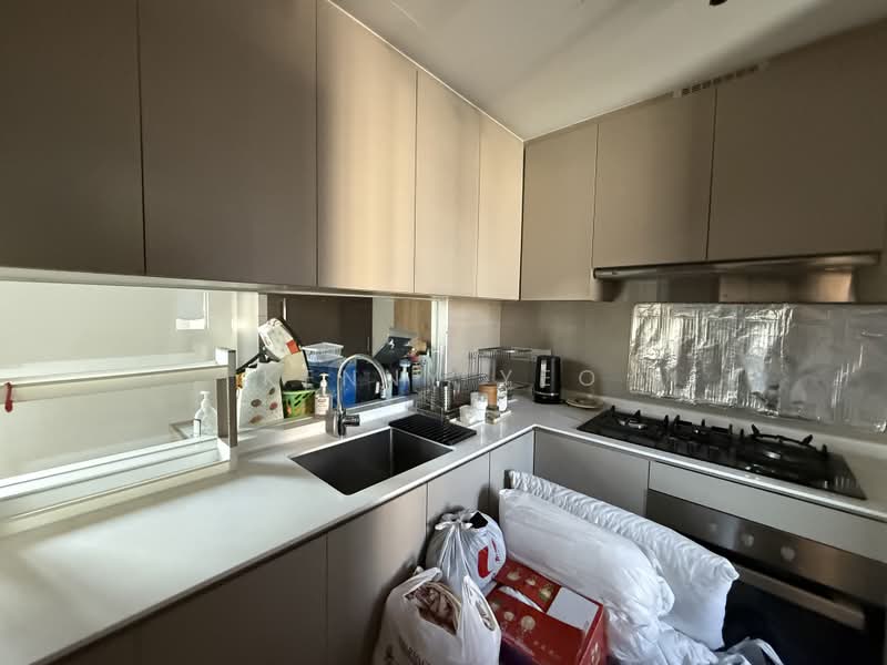 Vue 8 Residence, 83 Pasir Ris Heights, 4 Bedrooms, 1,238 sqft, Condominium For Sale, by Kenny Yeo, 500220693 - Kitchen - PropertyGuru.com.sg