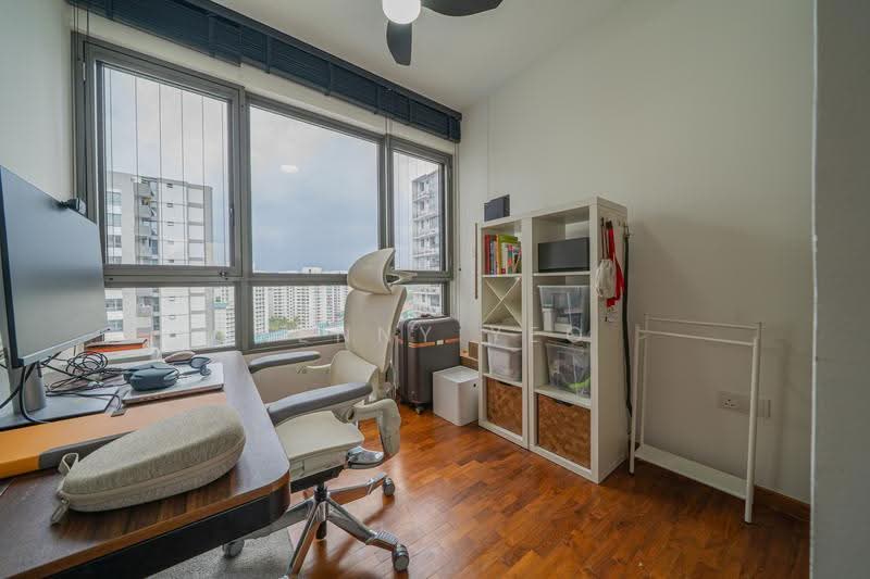 Vue 8 Residence, 83 Pasir Ris Heights, Pasir Ris / Tampines, 4 Bedrooms, 1,238 sqft, Condominium For Sale, by Kenny Yeo, 500220693 - Study - PropertyGuru.com.sg