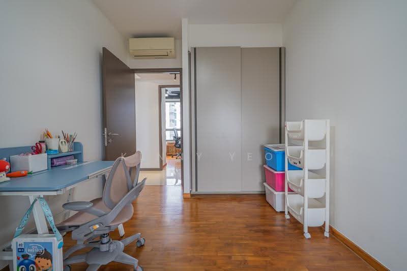 Vue 8 Residence, 83 Pasir Ris Heights, Pasir Ris / Tampines, 4 Bedrooms, 1,238 sqft, Condominium For Sale, by Kenny Yeo, 500220693 - Study - PropertyGuru.com.sg