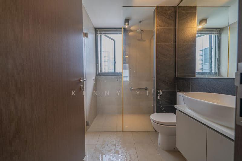 Vue 8 Residence, 83 Pasir Ris Heights, Pasir Ris / Tampines, 4 Bedrooms, 1,238 sqft, Condominium For Sale, by Kenny Yeo, 500220693 - Bathroom - PropertyGuru.com.sg