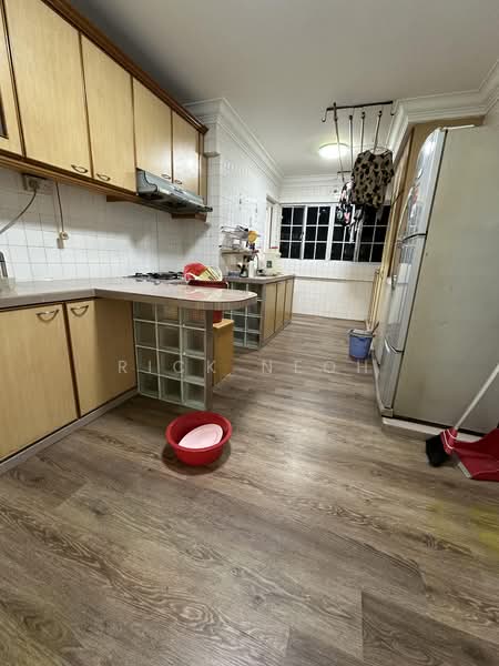 209 Serangoon Central, 209 Serangoon Central, 2 Bedrooms, 721 sqft, HDB Flat For Rent, by Rick Neoh, 500220695 - Kitchen - PropertyGuru.com.sg