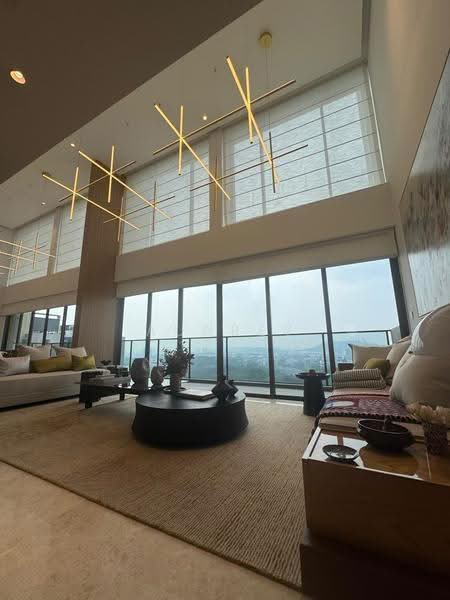 Pinetree Hill, 30 Pine Grove, Clementi Park / Upper Bukit Timah, 5 Bedrooms, 2,874 sqft, Condominium For Sale, by Audrey Siow, 500220697 - Living Room - PropertyGuru.com.sg