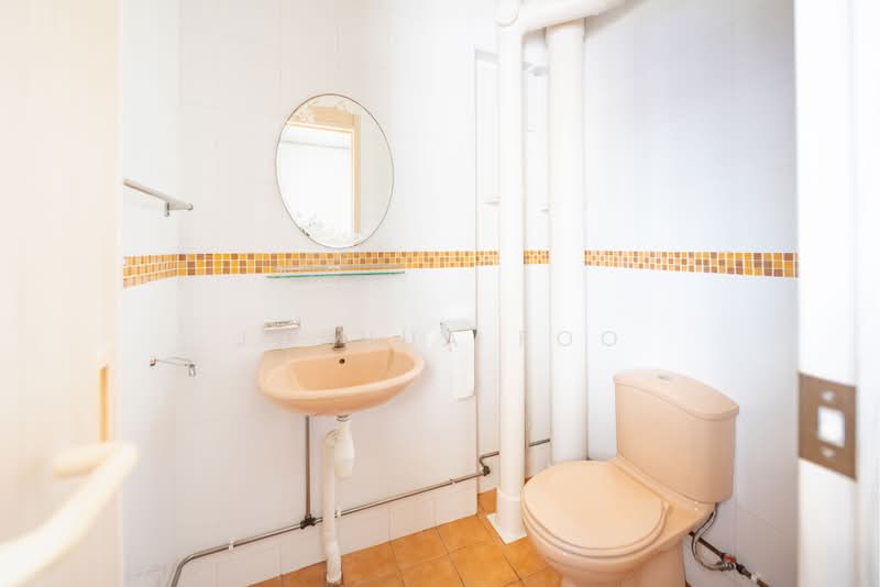 724 Yishun Street 71, 724 Yishun Street 71, 3 Bedrooms, 1,571 sqft, HDB Flat For Sale, by Joshua Foo, 500220705 - Bathroom - PropertyGuru.com.sg