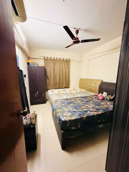 217 Bukit Batok Street 21, 217 Bukit Batok Street 21, 2 Bedrooms, 721 sqft, HDB Flat For Sale, by Geeta Arun, 500220708 - Bedroom - PropertyGuru.com.sg