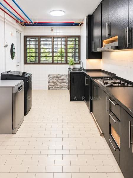 217 Bukit Batok Street 21, 217 Bukit Batok Street 21, Dairy Farm / Bukit Panjang / Choa Chu Kang, 2 Bedrooms, 721 sqft, HDB Flat For Sale, by Geeta Arun, 500220708 - Kitchen - PropertyGuru.com.sg