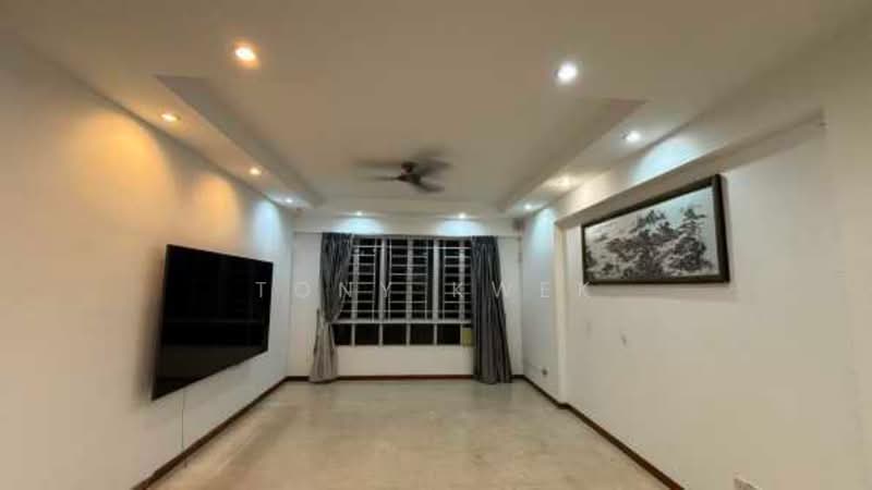 Northoaks, 28 Woodlands Cresent, 3 Bedrooms, 1,249 sqft, Condominium For Sale, by Tony Kwek, 500220710 - Living Room - PropertyGuru.com.sg