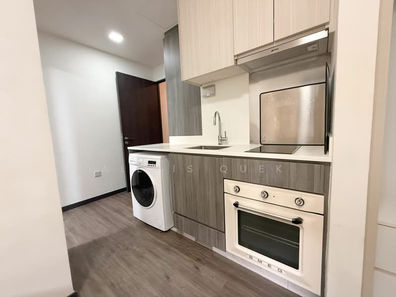 Gem Residences, 3 Lorong 5 Toa Payoh, 2 Bedrooms, 775 sqft, Condominium For Sale, by Alexis Quek, 500220720 - Kitchen - PropertyGuru.com.sg