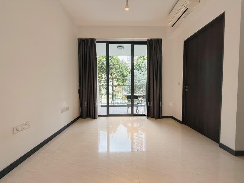 Gem Residences, 3 Lorong 5 Toa Payoh, 2 Bedrooms, 775 sqft, Condominium For Sale, by Alexis Quek, 500220720 - Balcony - PropertyGuru.com.sg