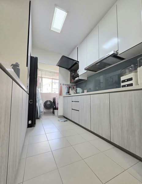 113C McNair Towers, 113C Mcnair Road, 3 Bedrooms, 1,001 sqft, HDB Flat For Sale, by Cheryl Tan, 500220724 - Kitchen - PropertyGuru.com.sg